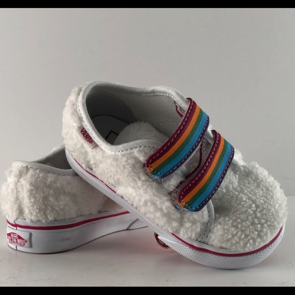 NWOT vans size 5 toddler